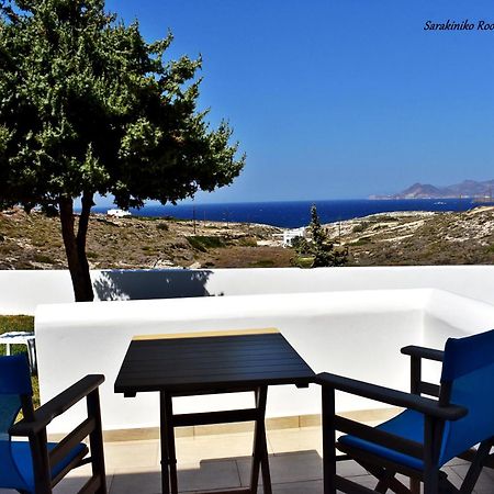 Sarakiniko Rooms Adamantas Eksteriør billede