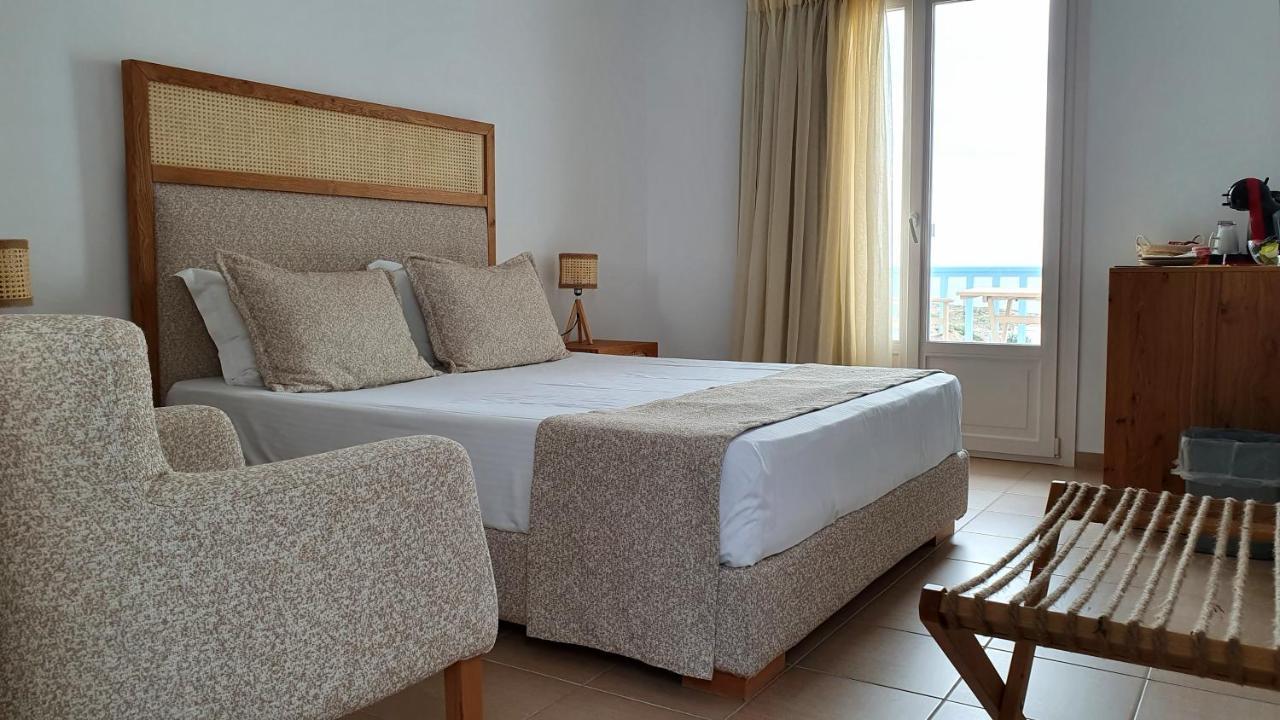 Sarakiniko Rooms Adamantas Eksteriør billede